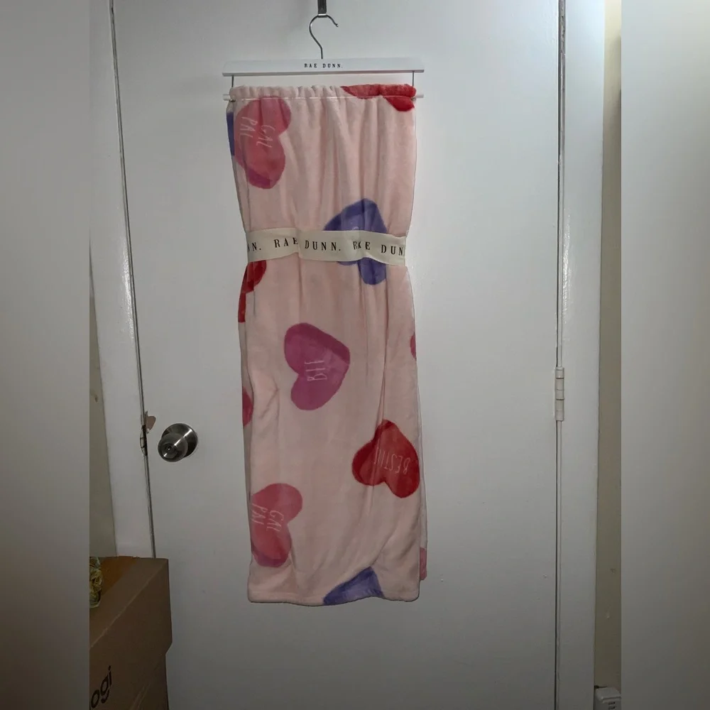 Rae Dunn Conversational Hearts Valentine’s Day Blanket / Throw
